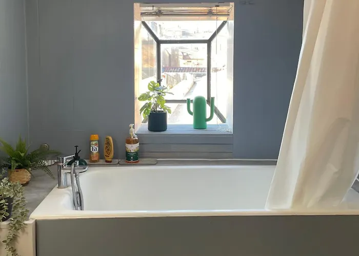 Loft Cosy De 120m2 En Plein Centre-ville à 2 Pas De La Comédie Grande Ou Petite Terrasse Selon Les Mois * Montpellier