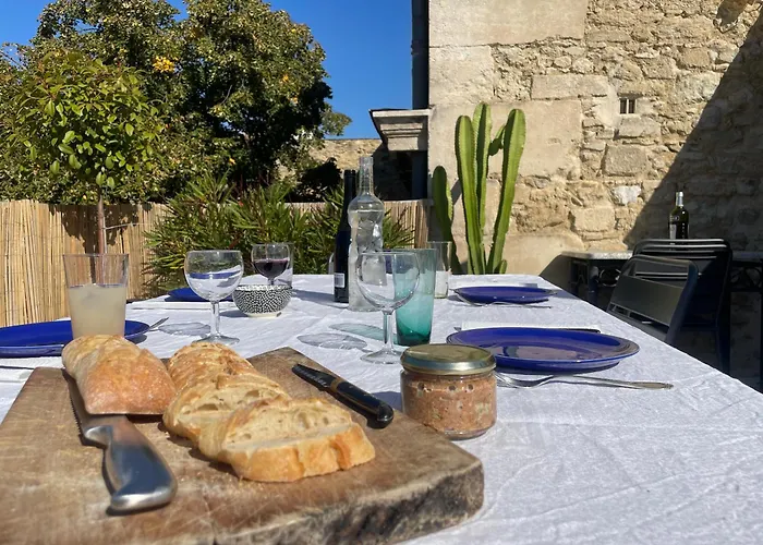 Loft Cosy De 120m2 En Plein Centre-ville A 2 Pas De La Comedie Grande Ou Petite Terrasse Selon Les Mois *