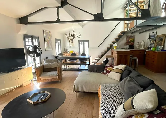 Appartement Loft Cosy De 120m2 En Plein Centre-ville à 2 Pas De La Comédie Grande Ou Petite Terrasse Selon Les Mois Montpellier