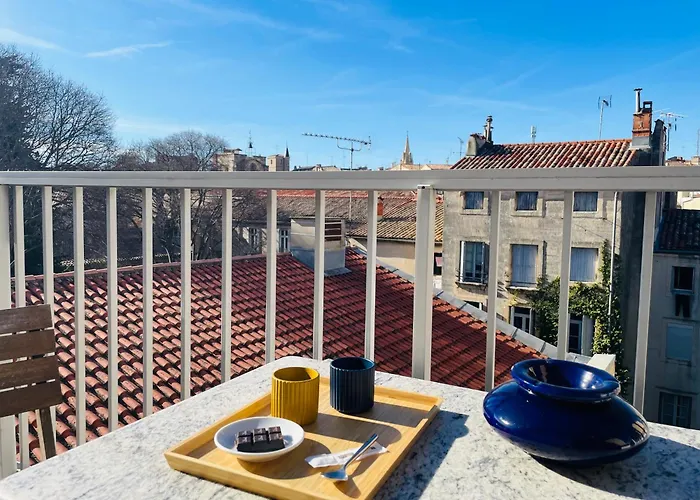 Loft Cosy De 120m2 En Plein Centre-ville A 2 Pas De La Comedie Grande Ou Petite Terrasse Selon Les Mois Montpellier